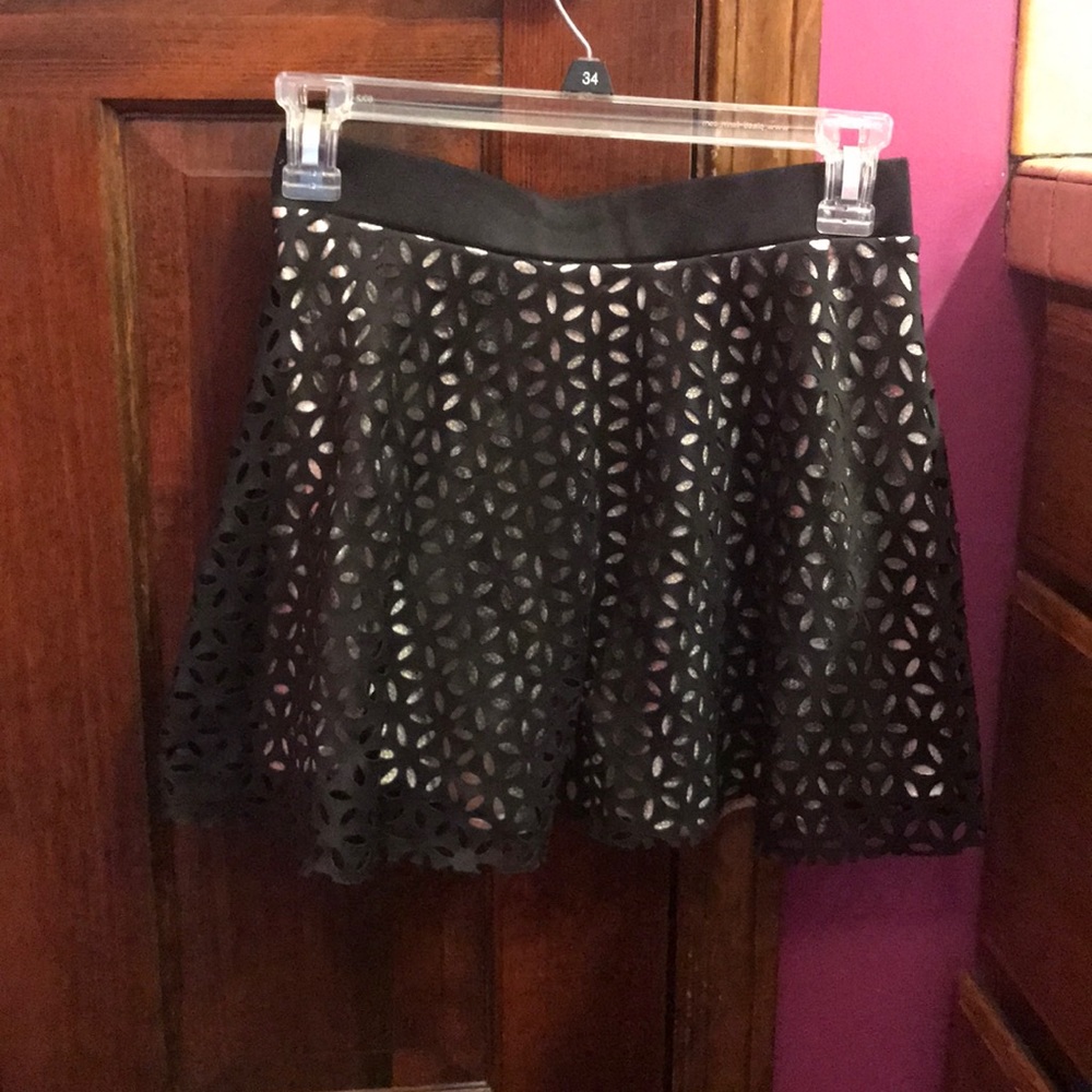 Xhilaration skirt